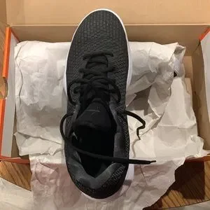 Nike hyperdunk 2017 low brand new with box only have been tried on never worn Nike | Shoes | Nike Hyperdunk 27 Low Brand New With Box Only  main image 2